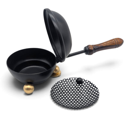 Räucherpfanne mit Holzgriff und Deckel